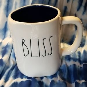 🧞‍♂️Rae Dunn Bliss Mug